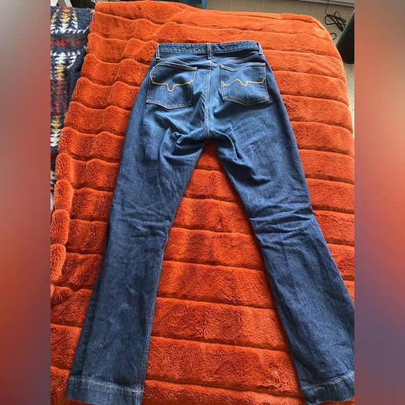 Kimes jennifers size 10x34 - Picture 2 of 2